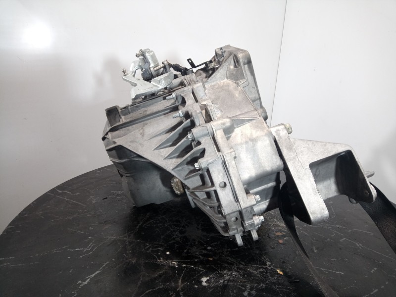 Recambio de caja cambios para opel insignia berlina cosmo referencia OEM IAM F40  M1-A3-67