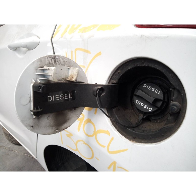 Recambio de tapa exterior combustible para hyundai i30 (gd) trend referencia OEM IAM   