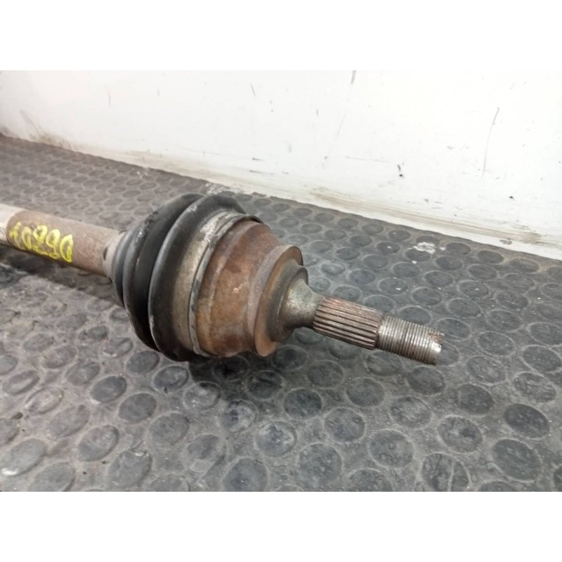 Recambio de transmision delantera izquierda para peugeot 208 active referencia OEM IAM 9686025580  P1-B6-24