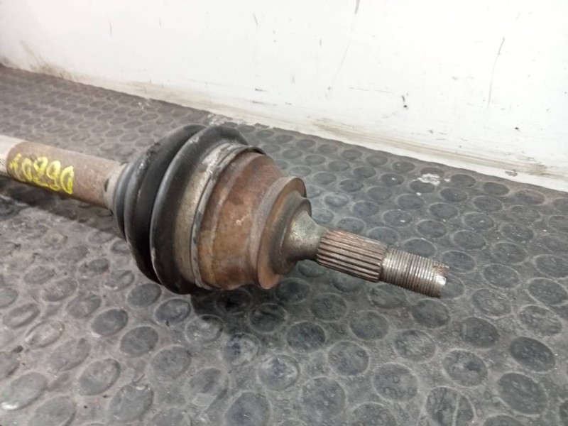 Recambio de transmision delantera izquierda para peugeot 208 active referencia OEM IAM 9686025580  P1-B6-24