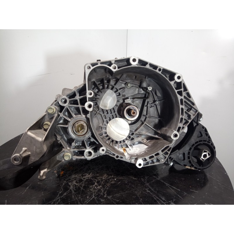 Recambio de caja cambios para opel insignia berlina cosmo referencia OEM IAM F40  M1-A3-67