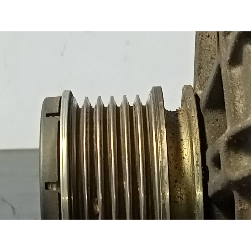 Recambio de alternador para renault clio iv business referencia OEM IAM 231001318R 2627732A P3-B4-17-4