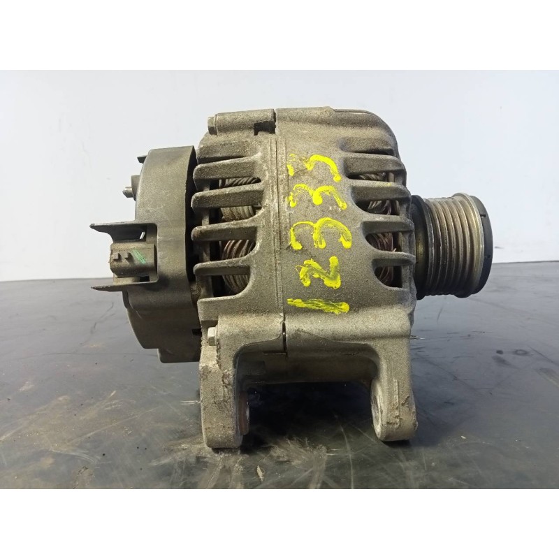 Recambio de alternador para renault clio iv business referencia OEM IAM 231001318R 2627732A P3-B4-17-4