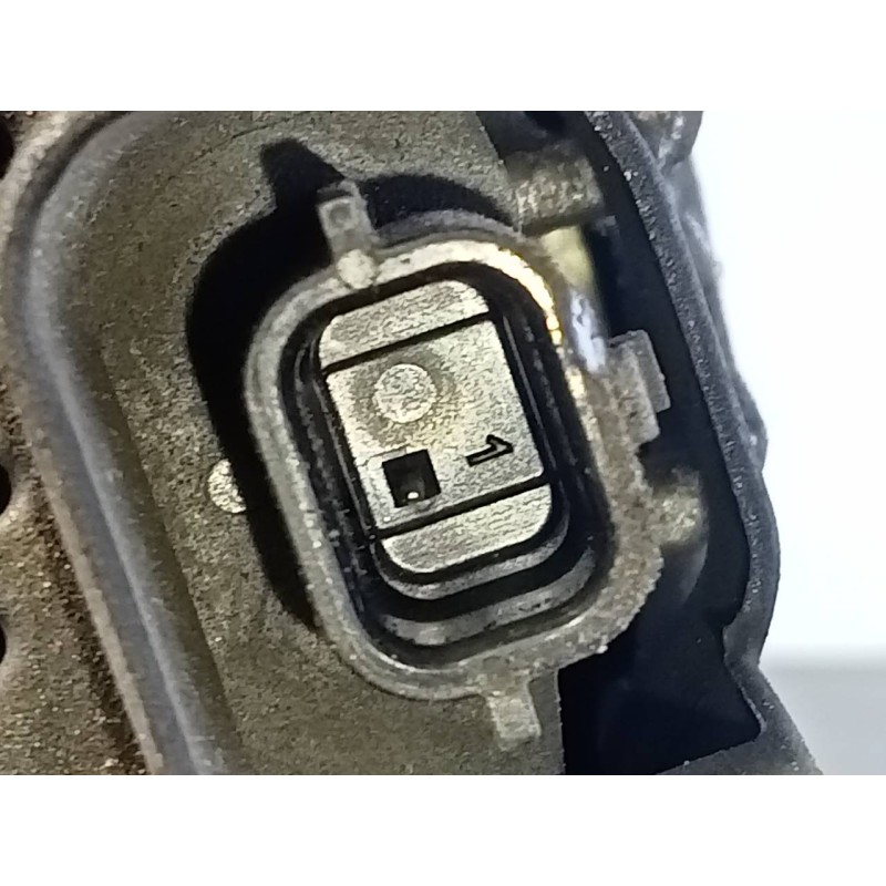 Recambio de alternador para renault clio iv business referencia OEM IAM 231001318R 2627732A P3-B4-17-4