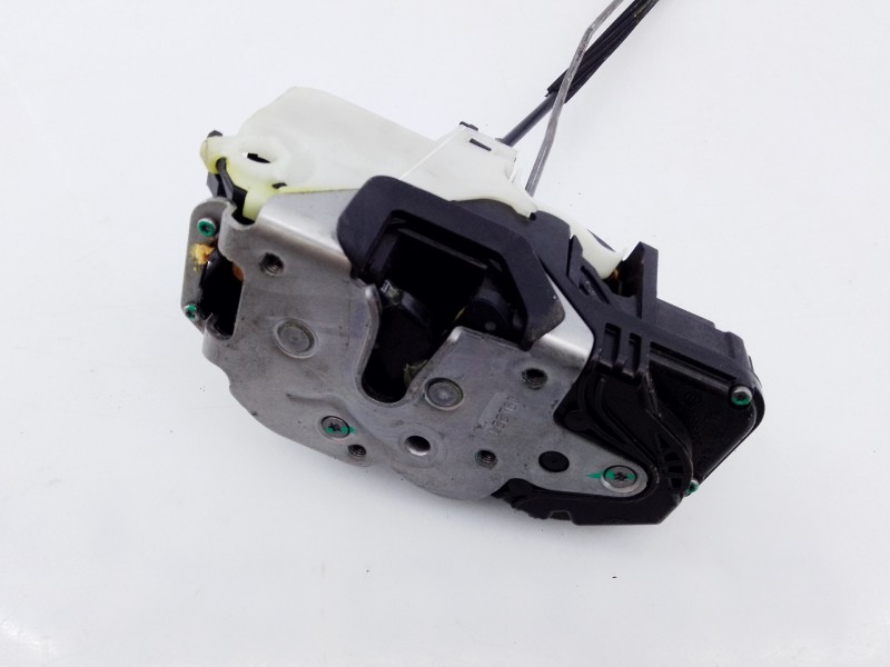 Recambio de cerradura puerta delantera derecha para opel insignia berlina cosmo referencia OEM IAM   E2-B6-10-2