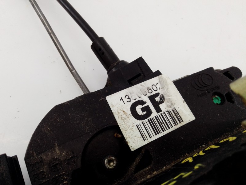 Recambio de cerradura puerta delantera derecha para opel insignia berlina cosmo referencia OEM IAM   E2-B6-10-2