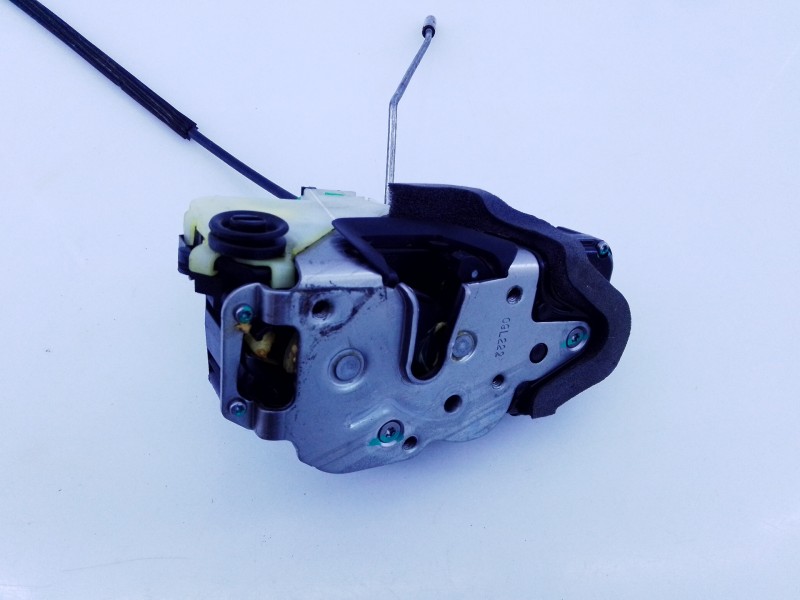 Recambio de cerradura puerta trasera derecha para opel insignia berlina cosmo referencia OEM IAM 13503808  E2-B6-10-2