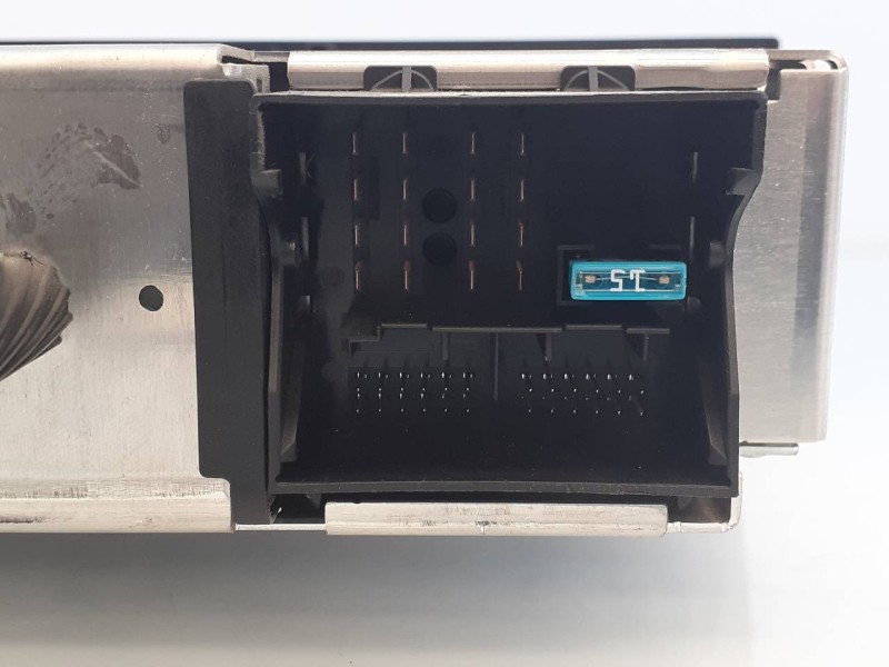Recambio de sistema audio / radio cd para bmw serie 3 touring (e91) 318d referencia OEM IAM 6512925973001  E3-A2-5-4