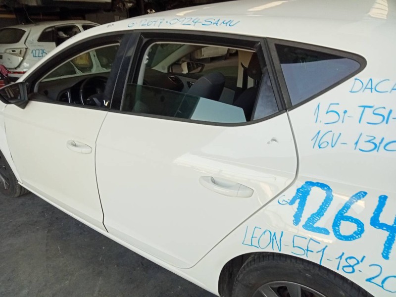 Recambio de puerta trasera izquierda para seat leon (5f1) style visio edition referencia OEM IAM   