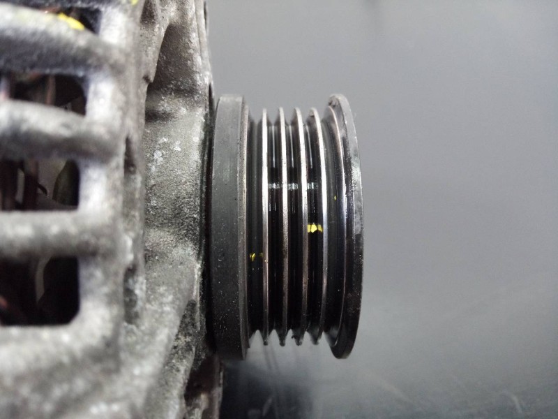 Recambio de alternador para opel corsa d cosmo referencia OEM IAM 0124325171  P3-A4-28-4