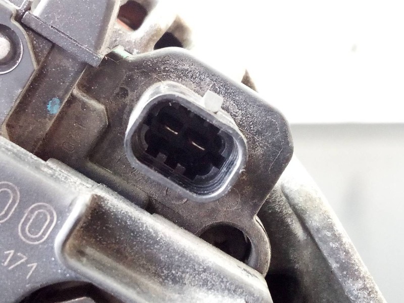 Recambio de alternador para opel corsa d cosmo referencia OEM IAM 0124325171  P3-A4-28-4