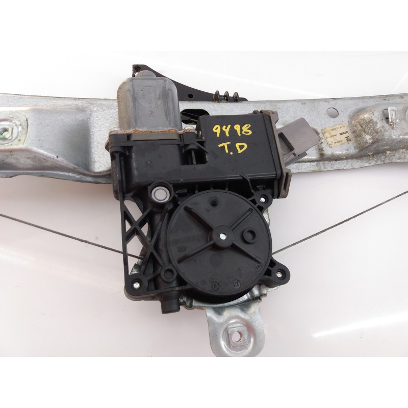 Recambio de elevalunas trasero derecho para opel insignia berlina cosmo referencia OEM IAM 13302442  E1-B3-32-2