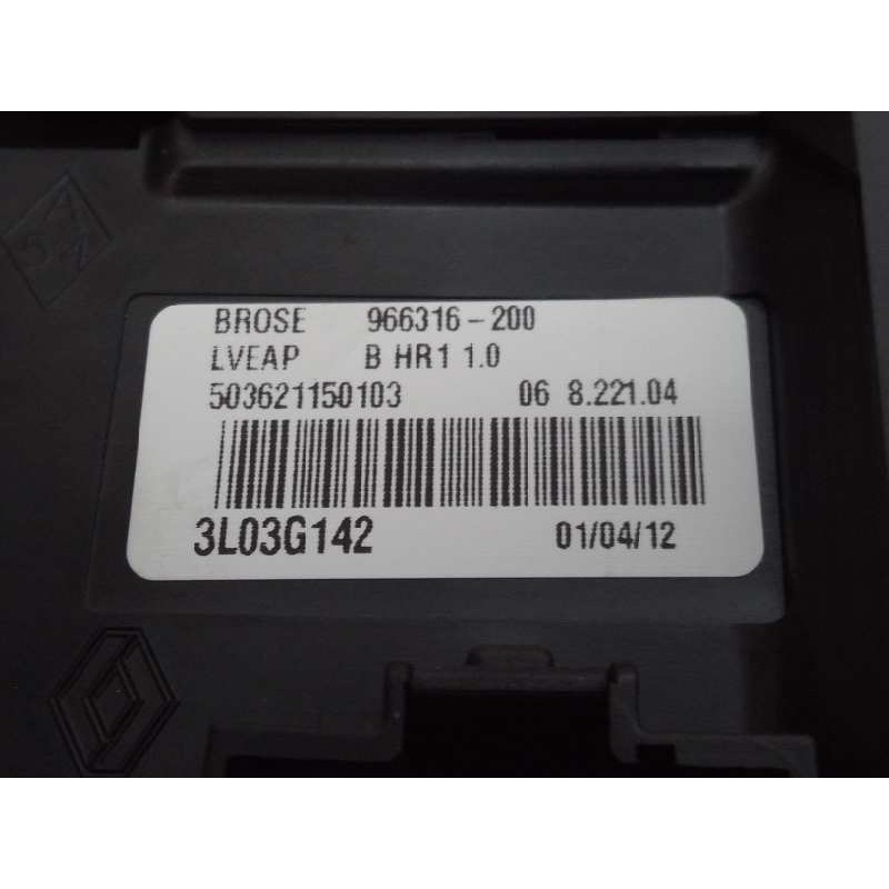 Recambio de motor elevalunas delantero izquierdo para renault megane iii berlina 5 p gt-style referencia OEM IAM 0130822470 8073