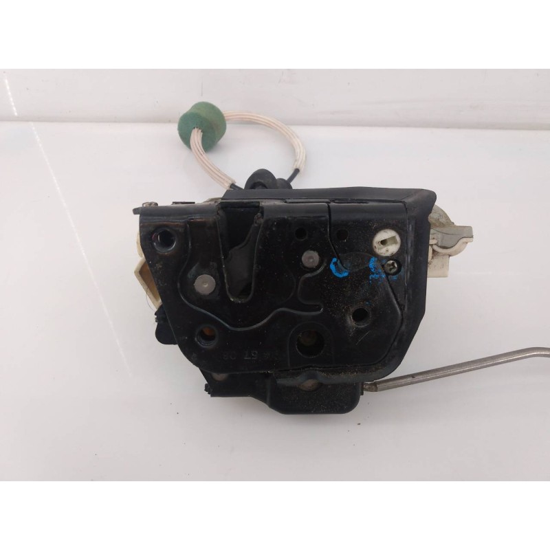 Recambio de cerradura puerta delantera derecha para audi a6 berlina (4f2) 2.0 tdi referencia OEM IAM   E1-B6-28-2