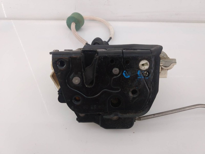 Recambio de cerradura puerta delantera derecha para audi a6 berlina (4f2) 2.0 tdi referencia OEM IAM   E1-B6-28-2