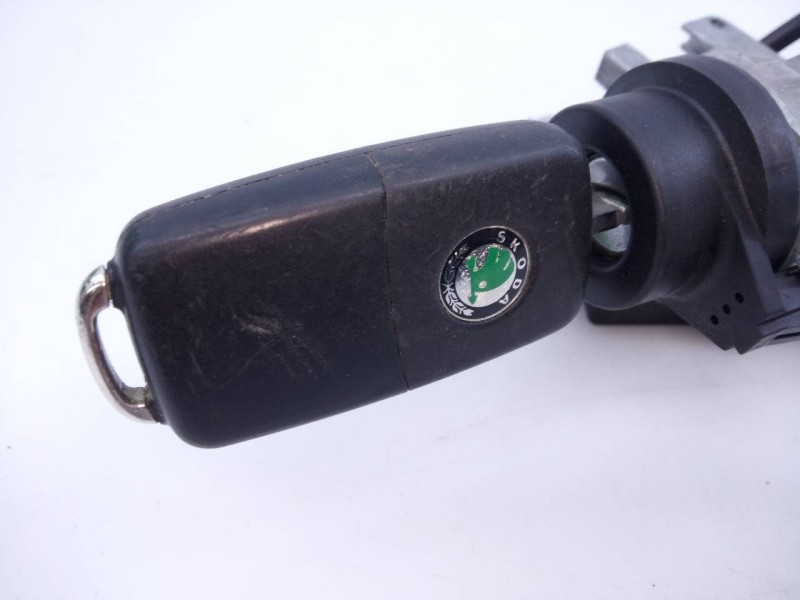 Recambio de antirrobo para skoda superb combi (3t5) comfort referencia OEM IAM   E2-A1-4-7