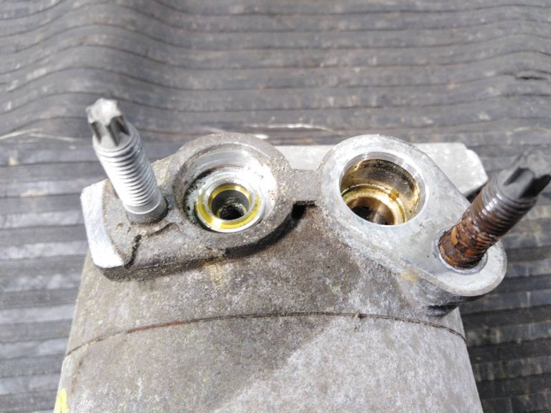 Recambio de compresor aire acondicionado para ford transit bus (ttg) 370 l2 (hdt) trend referencia OEM IAM BK2119D629AE  P3-A1-2