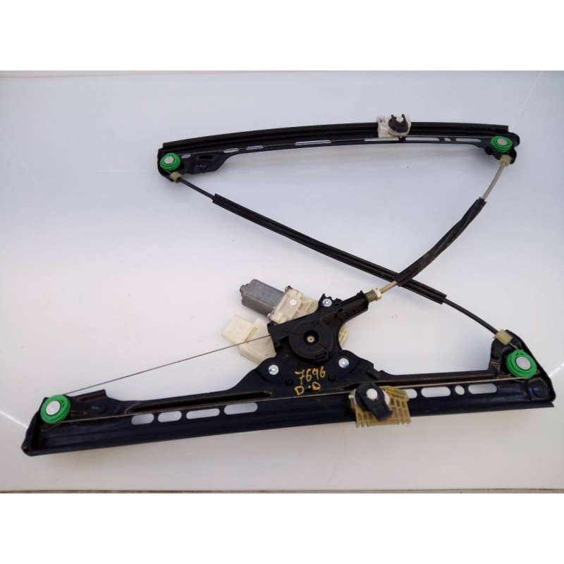 Recambio de elevalunas delantero derecho para citroën c4 grand picasso feel edition referencia OEM IAM 9675892A680  E1-A4-7-2