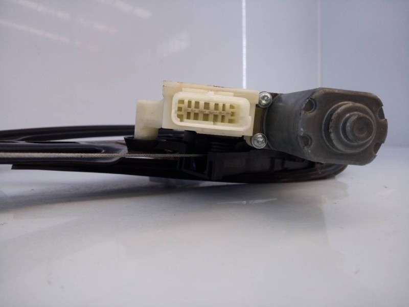 Recambio de elevalunas delantero derecho para citroën c4 grand picasso feel edition referencia OEM IAM 9675892A680  E1-A4-7-2