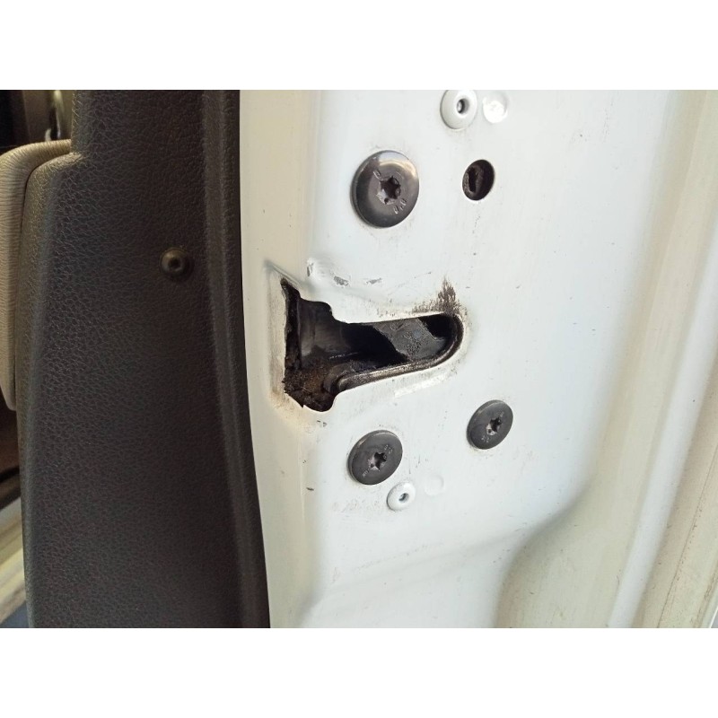 Recambio de cerradura puerta delantera derecha para dacia lodgy laureate referencia OEM IAM   