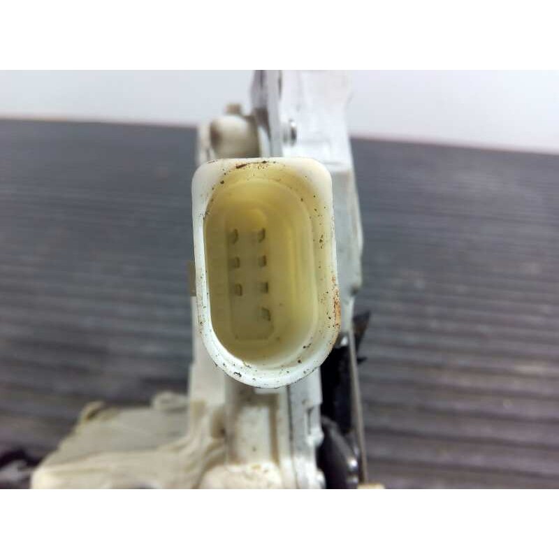 Recambio de cerradura puerta trasera derecha para seat exeo berlina (3r2) sport referencia OEM IAM 8F0839016AA  E1-B6-16-3