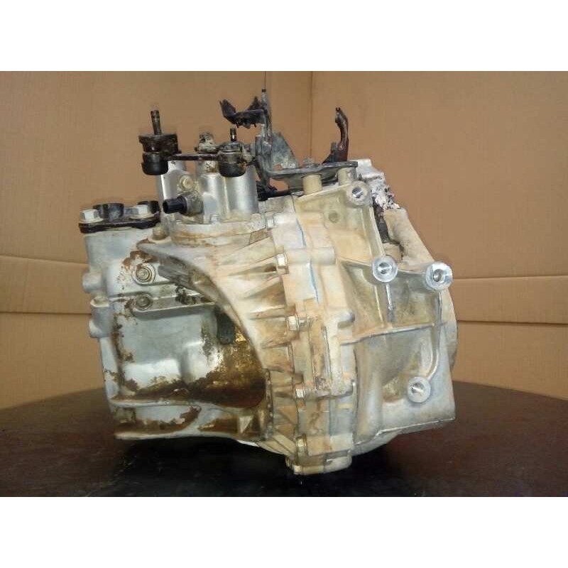 Recambio de caja cambios para hyundai tucson (jm) 2,0 crdi vgt classic 4x2 referencia OEM IAM S715JE  M1-A2-57