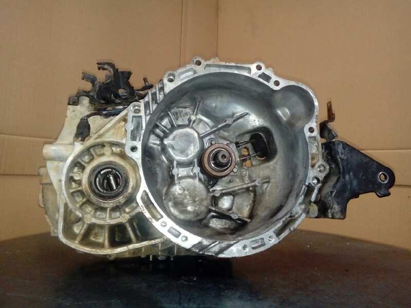 Recambio de caja cambios para hyundai tucson (jm) 2,0 crdi vgt classic 4x2 referencia OEM IAM S715JE  M1-A2-57