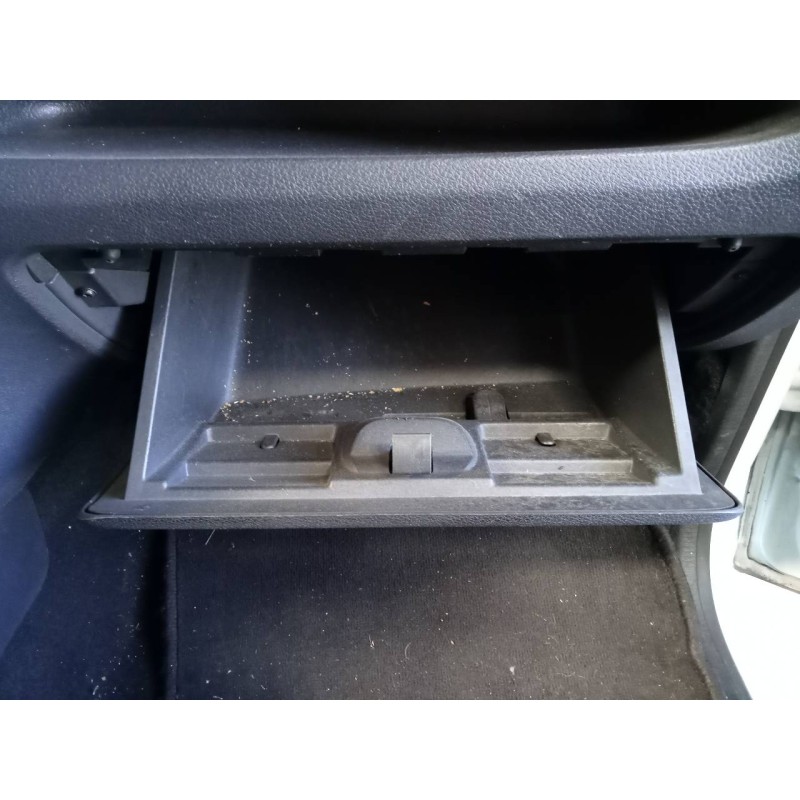 Recambio de guantera para dacia lodgy laureate referencia OEM IAM   