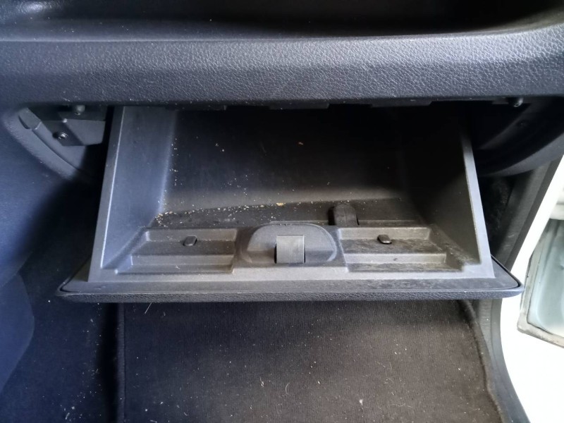 Recambio de guantera para dacia lodgy laureate referencia OEM IAM   