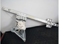 ELEVALUNAS DELANTERO DERECHO A9067200146R ZGS011 E1-A2-47-1