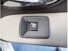 MANDO ELEVALUNAS DELANTERO DERECHO 