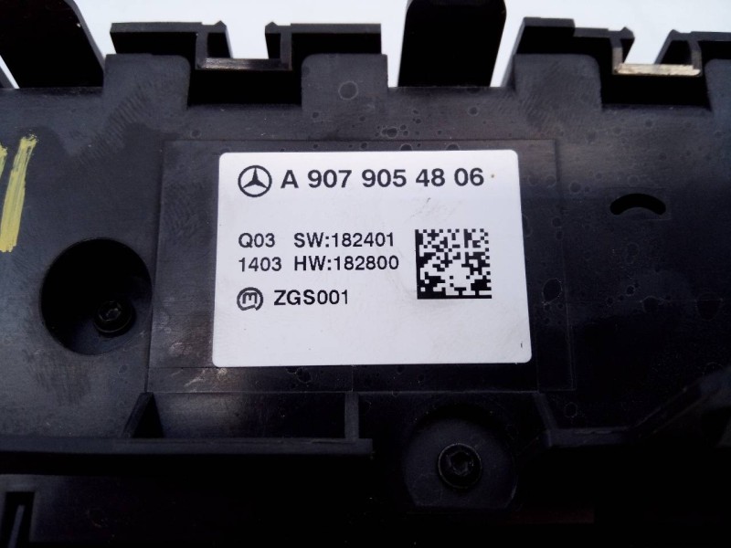 Recambio de mando climatizador para mercedes-benz sprinter iii furgón fwd 211/214 cdi fwd l2 (910.623) referencia OEM IAM A90790