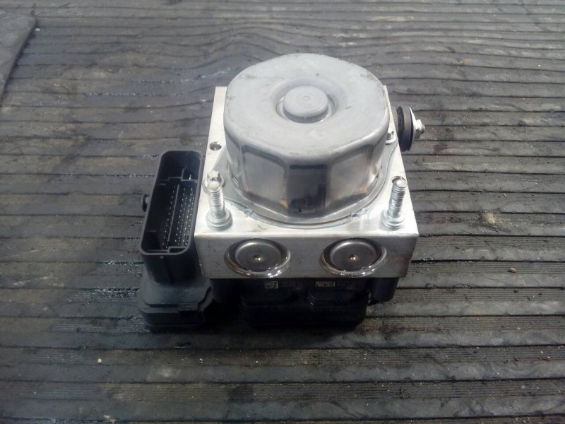Recambio de abs para renault clio iv limited referencia OEM IAM 476608644R 476608644R P3-A8-3-2