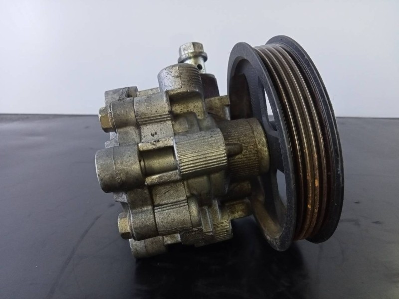 Recambio de bomba direccion para toyota rav 4 (a2) 2.0 d-4d executive 4x4 (2003) referencia OEM IAM   