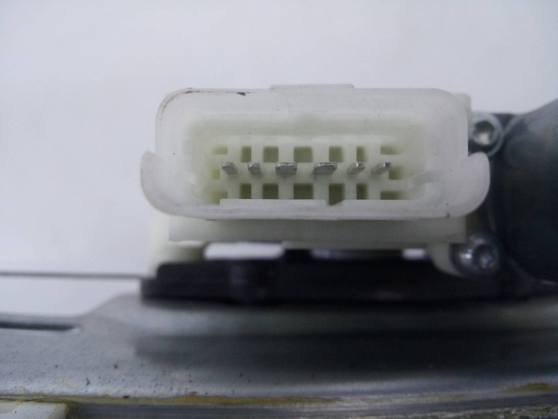 Recambio de elevalunas delantero derecho para renault kadjar intens referencia OEM IAM 807205433R  E1-A1-48-1