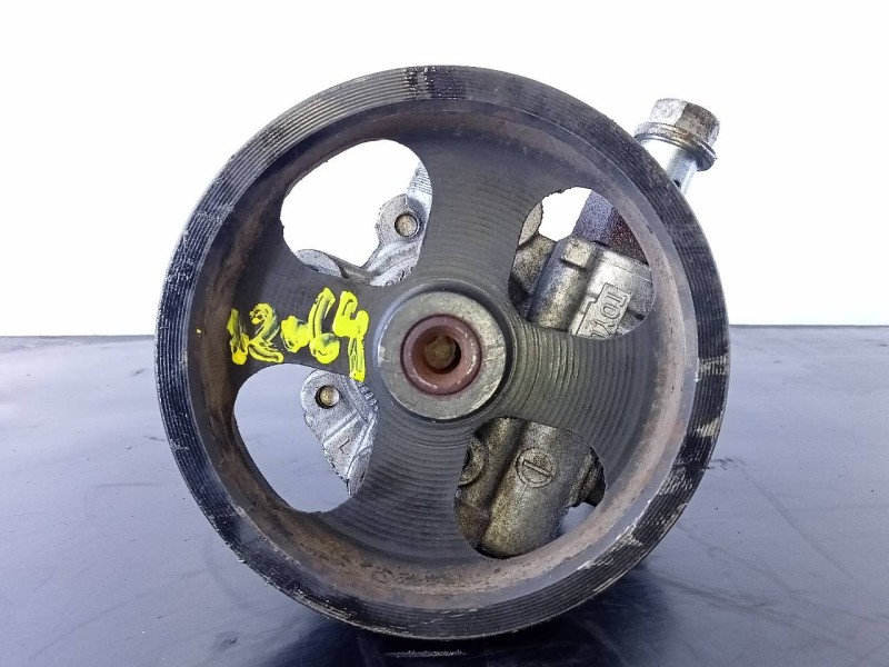 Recambio de bomba direccion para toyota rav 4 (a2) 2.0 d-4d executive 4x4 (2003) referencia OEM IAM   