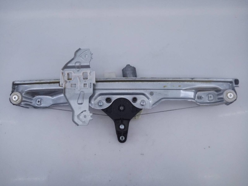 Recambio de elevalunas delantero derecho para renault kadjar intens referencia OEM IAM 807205433R  E1-A1-48-1