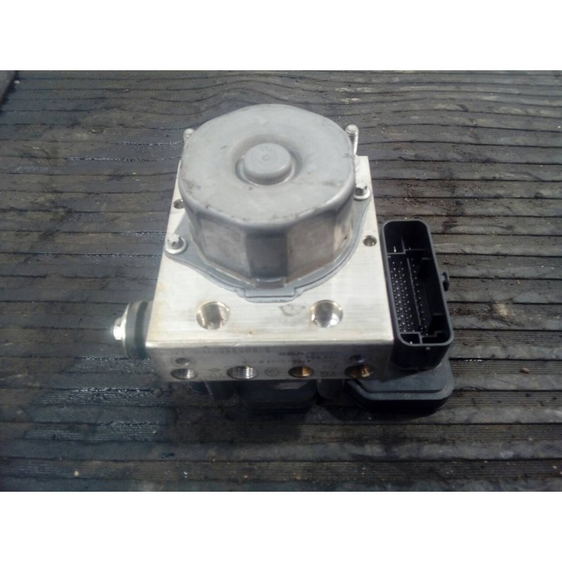 Recambio de abs para renault clio iv limited referencia OEM IAM 476608644R 476608644R P3-A8-3-2