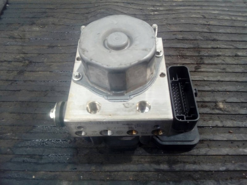 Recambio de abs para renault clio iv limited referencia OEM IAM 476608644R 476608644R P3-A8-3-2