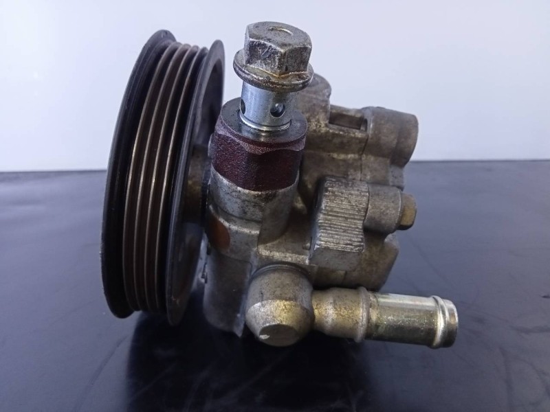 Recambio de bomba direccion para toyota rav 4 (a2) 2.0 d-4d executive 4x4 (2003) referencia OEM IAM   