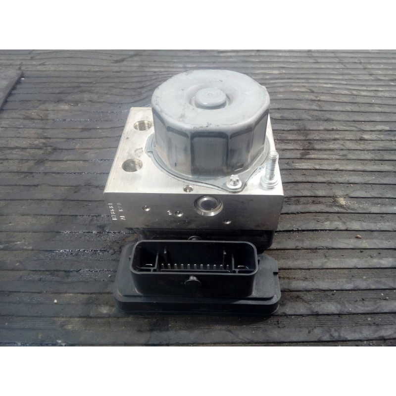 Recambio de abs para renault clio iv limited referencia OEM IAM 476608644R 476608644R P3-A8-3-2