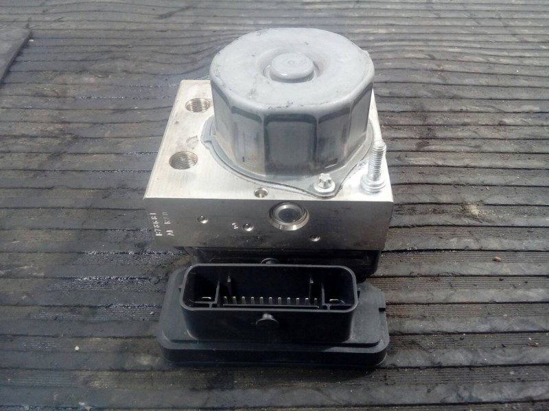 Recambio de abs para renault clio iv limited referencia OEM IAM 476608644R 476608644R P3-A8-3-2