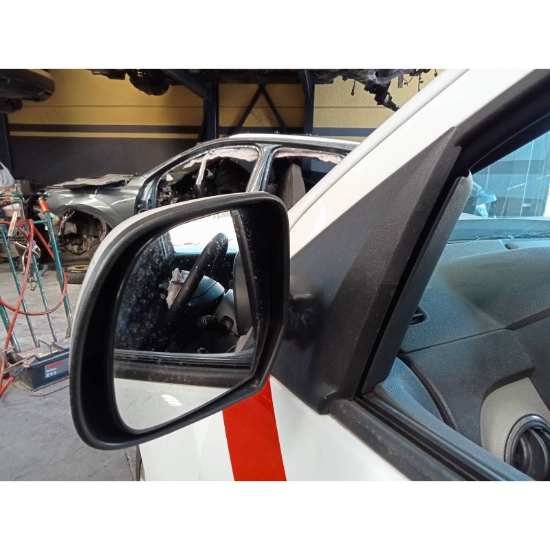 Recambio de retrovisor izquierdo electrico para dacia lodgy laureate referencia OEM IAM   