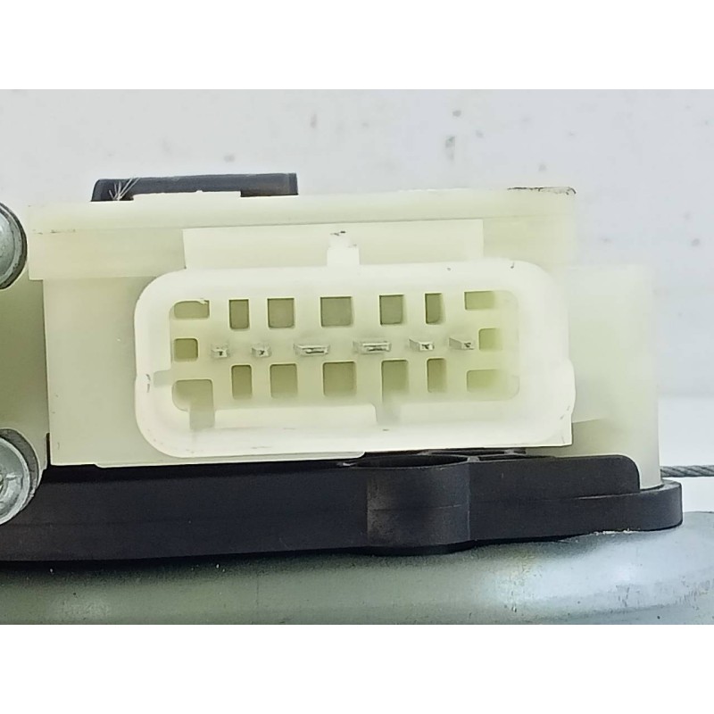 Recambio de elevalunas trasero izquierdo para renault kadjar intens referencia OEM IAM 827217622R  E1-A1-44-1