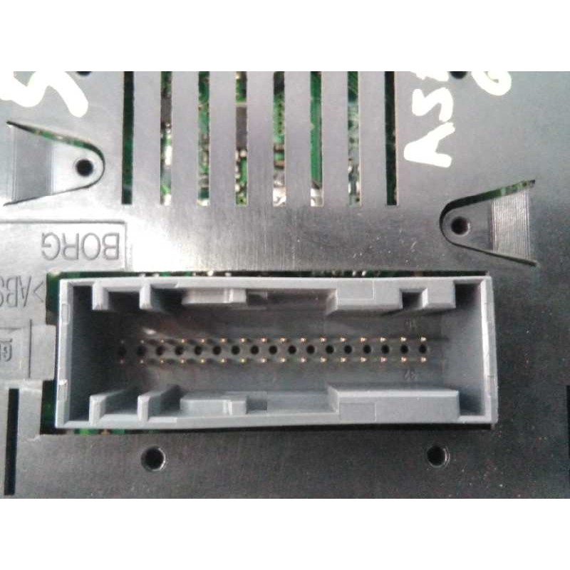 Recambio de pantalla multifuncion para opel astra gtc sport referencia OEM IAM 281154326 565412769 E3-A5-34-2