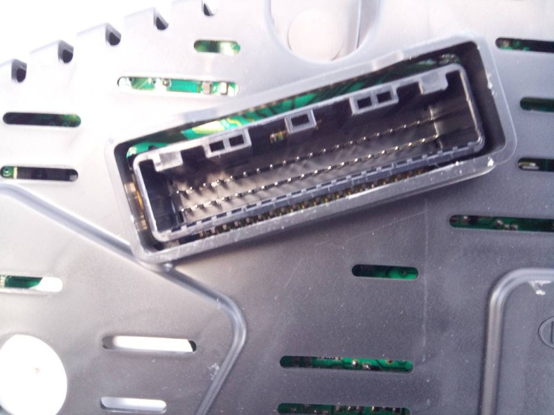 Recambio de cuadro instrumentos para kia sportage concept 4x2 referencia OEM IAM 940033U255  E3-A3-30-2