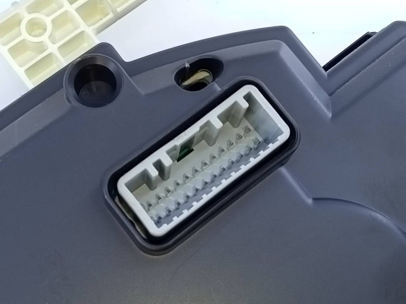 Recambio de cuadro instrumentos para renault kangoo expression referencia OEM IAM P248101769R  E2-A1-38-2