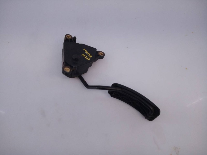 Recambio de pedal acelerador para renault kangoo expression referencia OEM IAM 8200436864  E2-A1-35-7