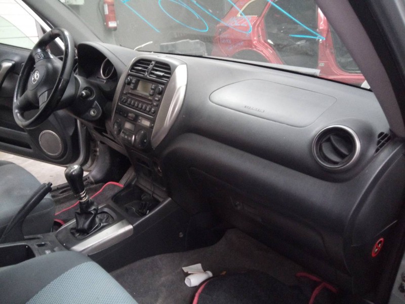 Recambio de salpicadero para toyota rav 4 (a2) 2.0 d-4d executive 4x4 (2003) referencia OEM IAM   