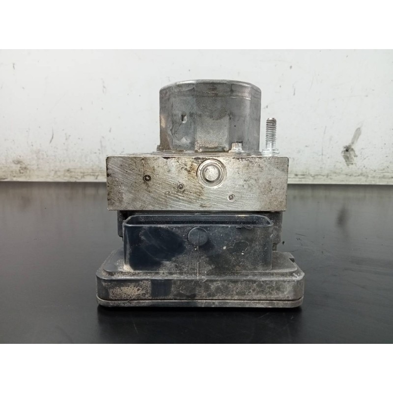 Recambio de abs para dacia duster ambiance 4x2 referencia OEM IAM 476608845R  P3-A8-29-5